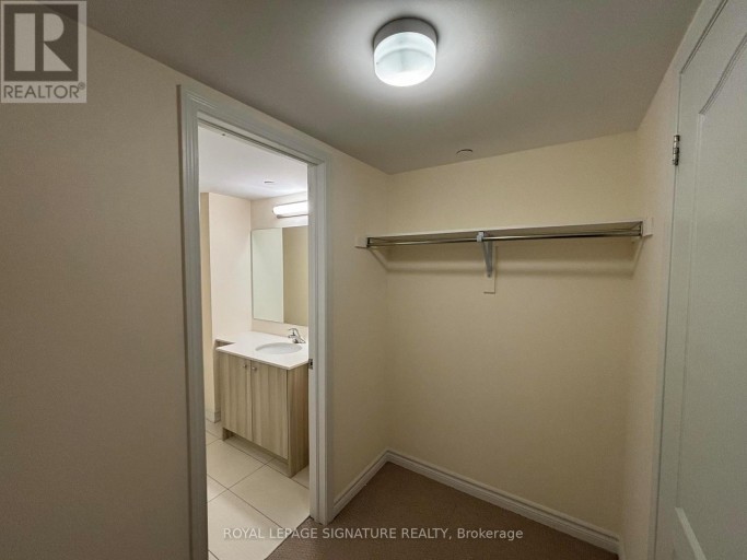 1B CLINTWOOD GATE, Toronto (Parkwoods-Donalda), Ontario, M3A0A8