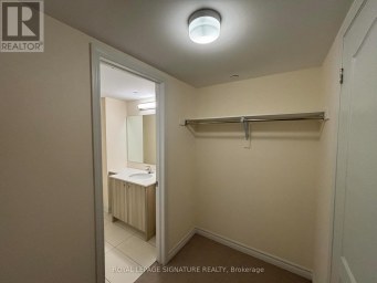 1B CLINTWOOD GATE Toronto (Parkwoods-Donalda) Ontario photo 10