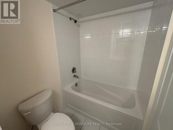 1B CLINTWOOD GATE Toronto (Parkwoods-Donalda) Ontario photo 14