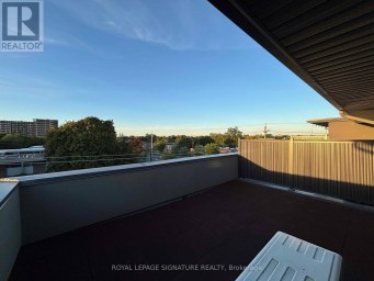 1B CLINTWOOD GATE Toronto (Parkwoods-Donalda) Ontario photo 20