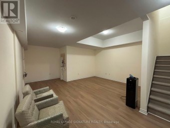1B CLINTWOOD GATE Toronto (Parkwoods-Donalda) Ontario photo 21