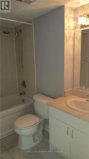 PH #1016 - 600 FLEET STREET, Toronto (Niagara), Ontario, M5V1B7