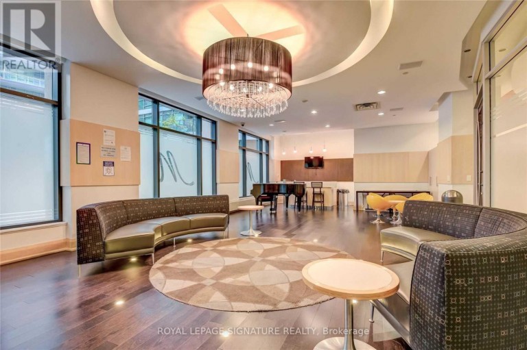 PH #1016 - 600 FLEET STREET, Toronto (Niagara), Ontario, M5V1B7