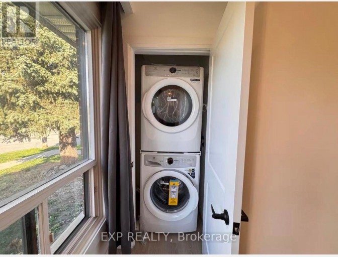 MAIN - 15 NEDDIE DRIVE, Toronto (Tam O'Shanter-Sullivan), Ontario, M1T2S9
