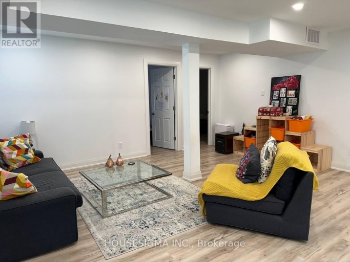 3 PHEASANT DRIVE, Richmond Hill (Oak Ridges), Ontario, L4E3S9