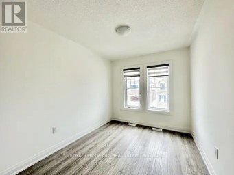 87 SHEPHERD DRIVE Barrie Ontario photo 11
