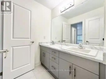 87 SHEPHERD DRIVE Barrie Ontario photo 24