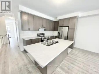 87 SHEPHERD DRIVE Barrie Ontario photo 4