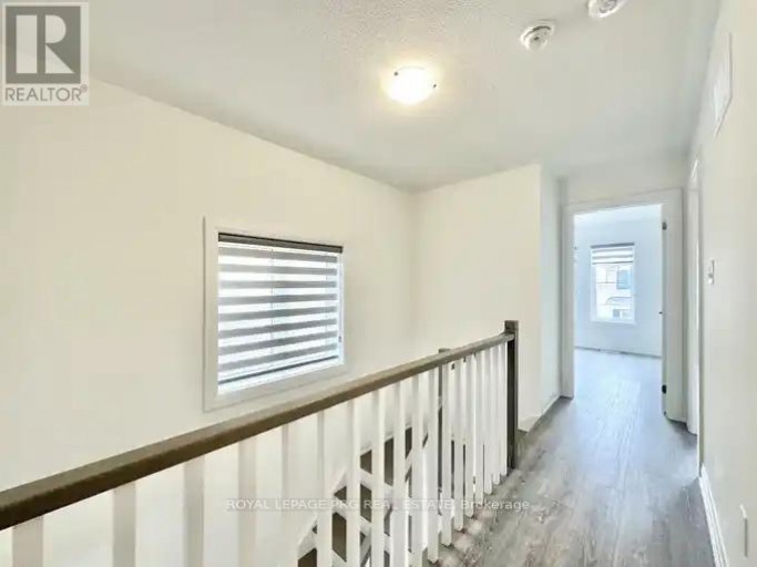 87 SHEPHERD DRIVE, Barrie, Ontario, P3P1J2