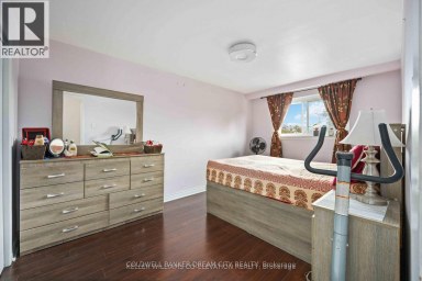 UPPER - 3073 IRESON COURT Mississauga (Malton) Ontario photo 4