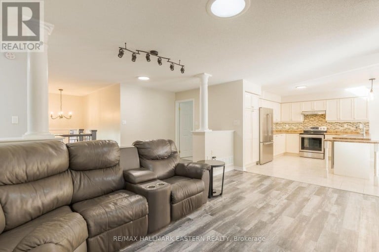 10 SPRINGBANK ROAD, Kawartha Lakes (Omemee), Ontario, K0L2W0