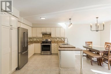 10 SPRINGBANK ROAD Kawartha Lakes (Omemee) Ontario photo 13