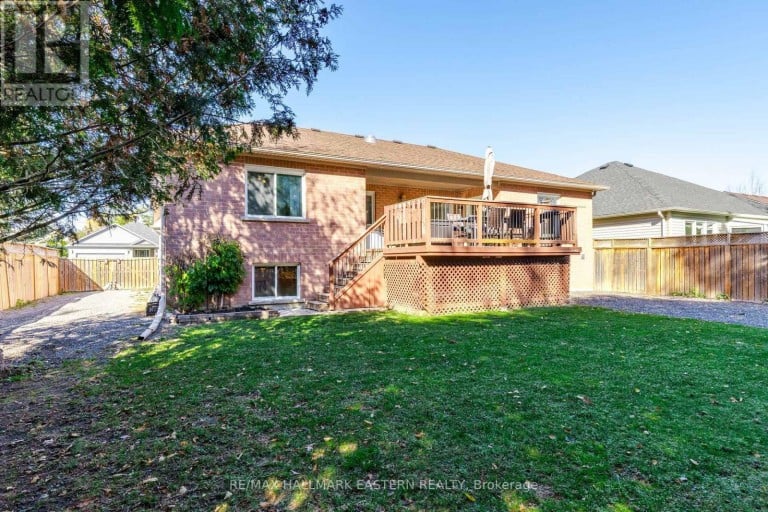 10 SPRINGBANK ROAD, Kawartha Lakes (Omemee), Ontario, K0L2W0