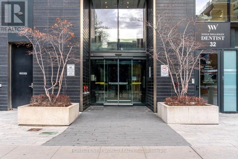 901 - 28 WELLESLEY STREET E, Toronto (Church-Yonge Corridor), Ontario, M4Y0C4