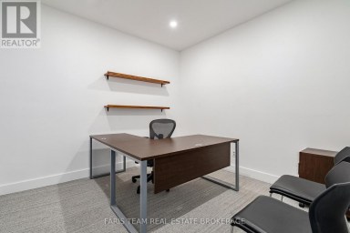 OFFICE 3A-531 KING STREET Midland Ontario photo 3