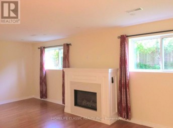16 TERRYELLEN CRESCENT Toronto (Markland Wood) Ontario photo 5