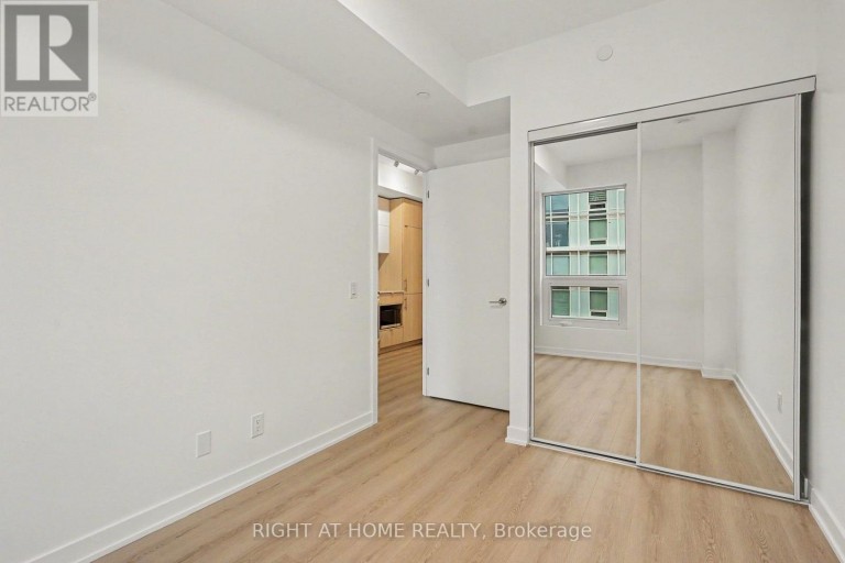 3009 - 100 QUEEN STREET E, Toronto (Church-Yonge Corridor), Ontario, M5C0B5