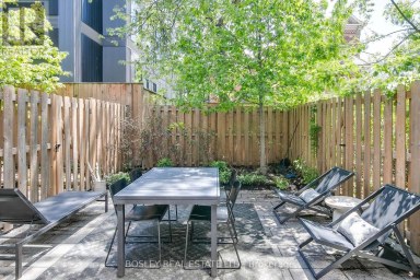 TH05 - 51 PAUL LANE GARDENS Toronto (Kensington-Chinatown) Ontario photo 46