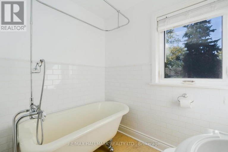 97 ATLEE AVENUE, Toronto (Birchcliffe-Cliffside), Ontario, M1N3X5