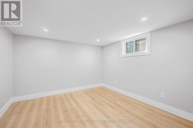 135 CENTRAL PARK BOULEVARD N, Oshawa (O'Neill), Ontario, L1G5Y6