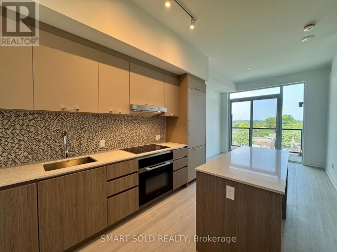 520 - 8188 YONGE STREET, Vaughan (Uplands), Ontario, L4J0M2