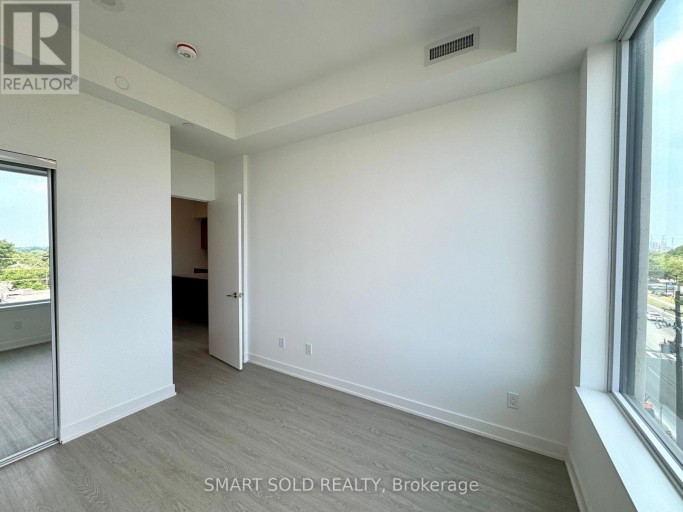 520 - 8188 YONGE STREET, Vaughan (Uplands), Ontario, L4J0M2