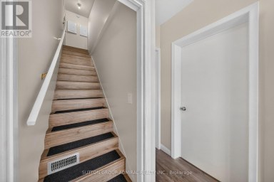 2 - 6745 MAIN STREET Whitchurch-Stouffville (Stouffville) Ontario photo 2