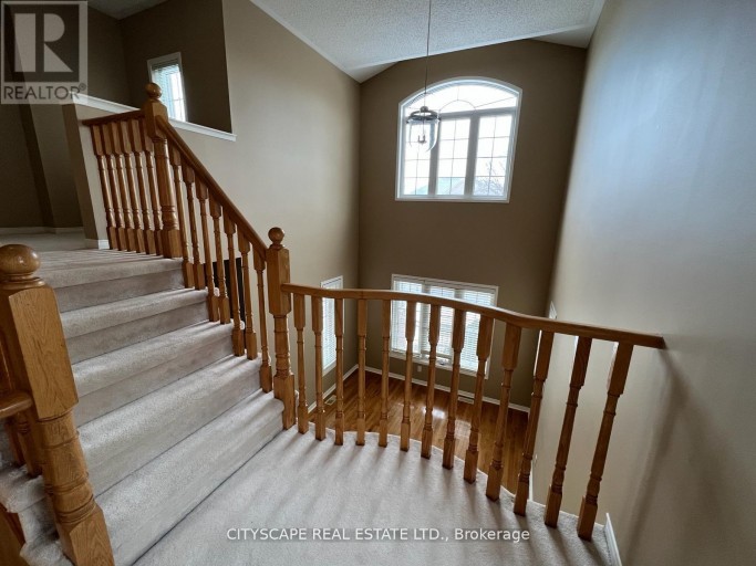 5436 BLUE SPRUCE AVENUE, Burlington (Orchard), Ontario, L7L7C4