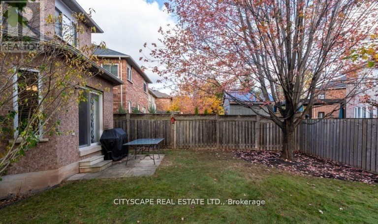 5436 BLUE SPRUCE AVENUE, Burlington (Orchard), Ontario, L7L7C4