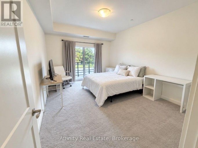 212 - 251 NORTHFIELD DRIVE E, Waterloo, Ontario, N2J4G8