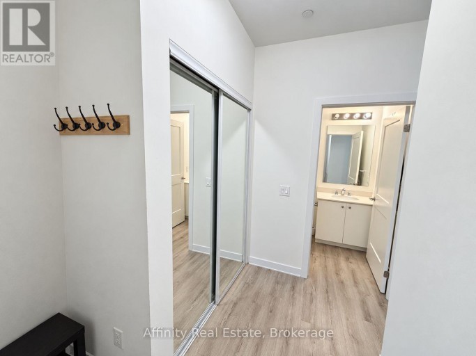 212 - 251 NORTHFIELD DRIVE E, Waterloo, Ontario, N2J4G8