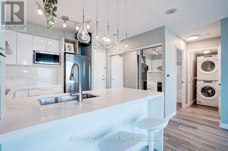 PH3 - 5500 YONGE STREET, Toronto (Willowdale West), Ontario, M2N7L1