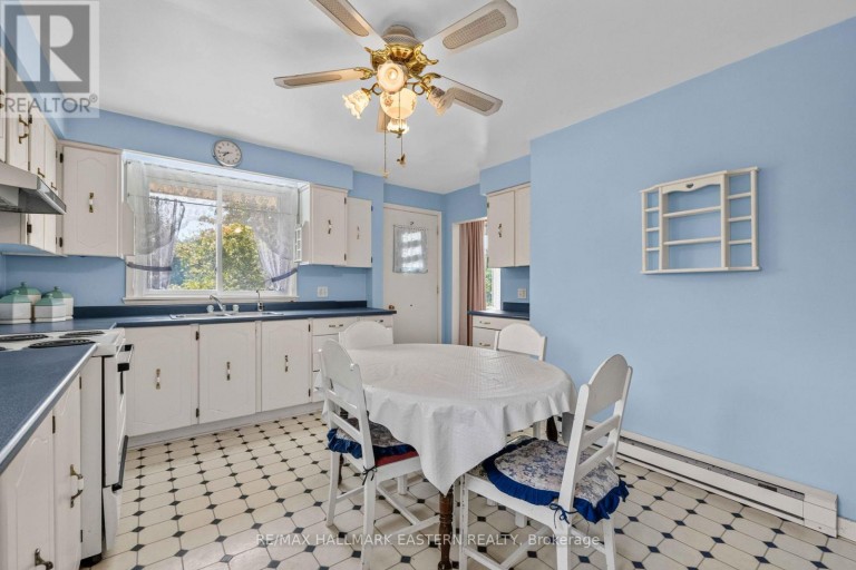 921 ROBINSON ROAD, Selwyn, Ontario, K0L1T0