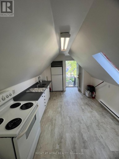 169 BAYFIELD STREET, Barrie (City Centre), Ontario, L4M3B4