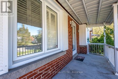 MAIN - 79 CLEARBROOKE CIRCLE Toronto (Rexdale-Kipling) Ontario photo 2