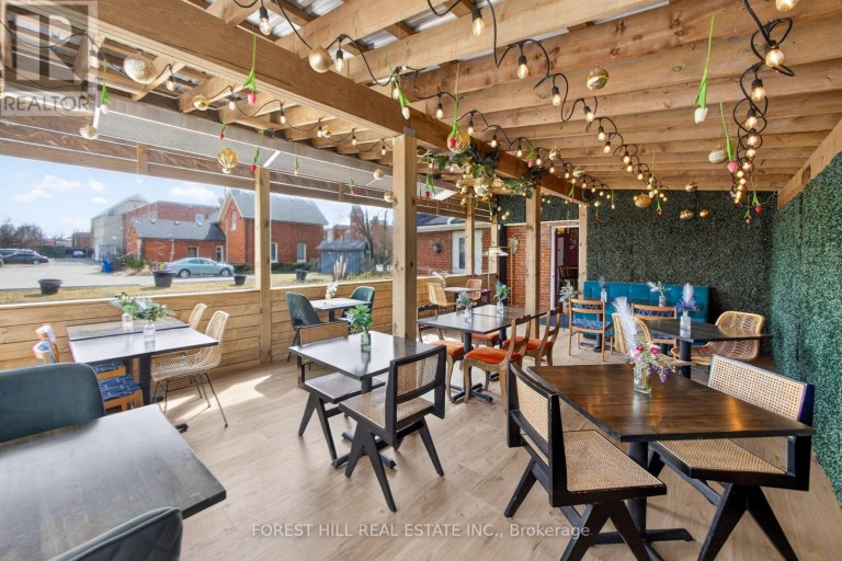 200 - 151 QUEEN STREET S, Mississauga (Streetsville), Ontario, L5M1L1