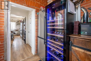 200 - 151 QUEEN STREET S Mississauga (Streetsville) Ontario photo 16