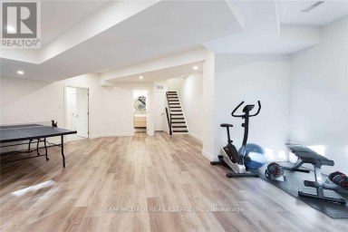 2064 ALMIRA COURT Mississauga (Sheridan) Ontario photo 29