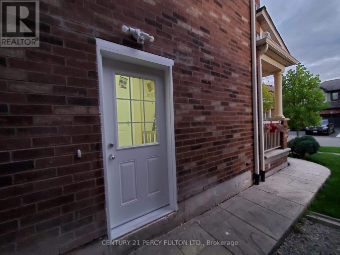 LOWER - 308 NAKERVILLE CRESCENT, Milton (HA Harrison), Ontario, L9T7T9
