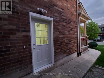 LOWER - 308 NAKERVILLE CRESCENT Milton (HA Harrison) Ontario photo 2