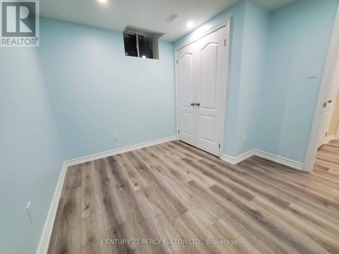LOWER - 308 NAKERVILLE CRESCENT, Milton (HA Harrison), Ontario, L9T7T9