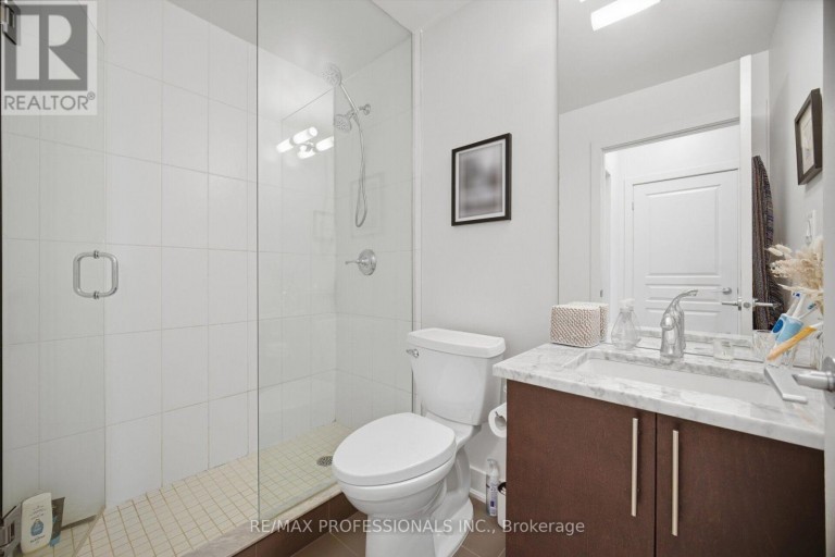 323 - 128 GARDEN DRIVE, Oakville (CO Central), Ontario, L6K2W5