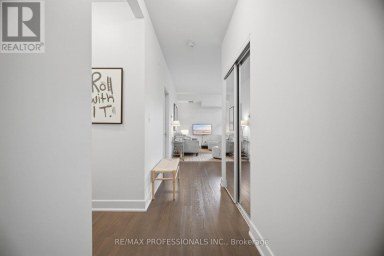 323 - 128 GARDEN DRIVE Oakville (CO Central) Ontario photo 8