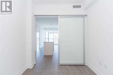 802 - 50 GEORGE BUTCHART DRIVE Toronto (Downsview-Roding-CFB) Ontario photo 23
