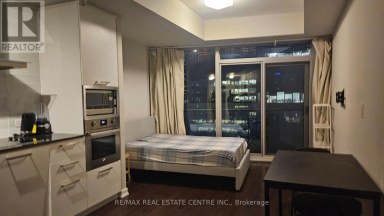 3308 - 12 YORK STREET Toronto (Waterfront Communities) Ontario photo 5