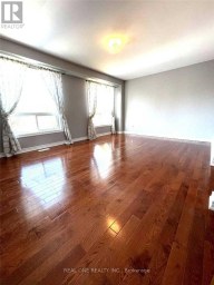 80 BAYWELL CRESCENT Aurora (Bayview Wellington) Ontario photo 5