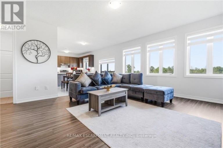 147 MIDLAND PLACE, Welland (Hwy 406/Welland), Ontario, L3B0H4