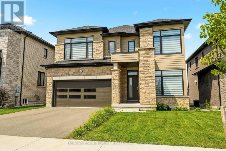 147 MIDLAND PLACE, Welland (Hwy 406/Welland), Ontario, L3B0H4