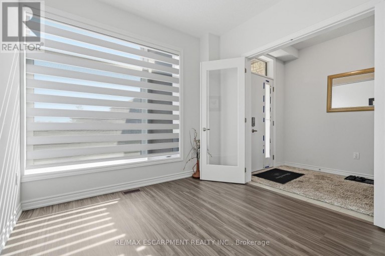 147 MIDLAND PLACE, Welland (Hwy 406/Welland), Ontario, L3B0H4