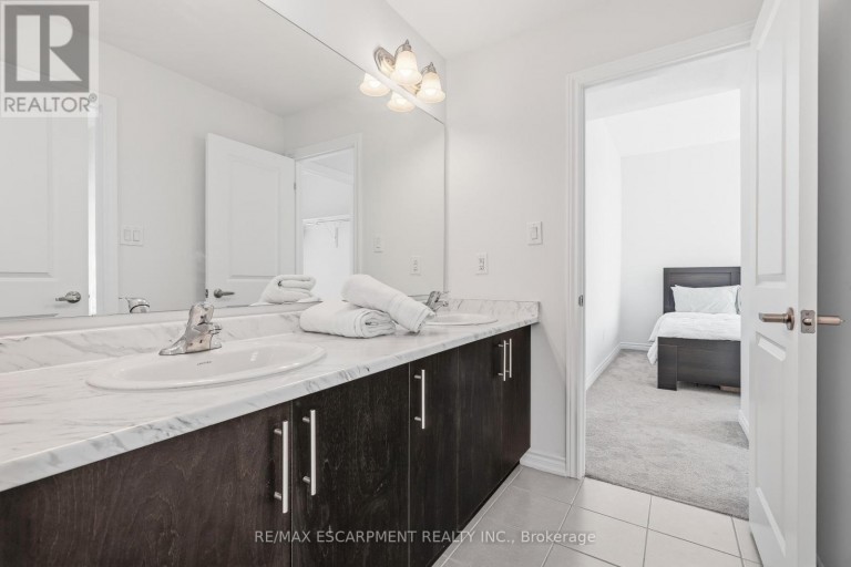 147 MIDLAND PLACE, Welland (Hwy 406/Welland), Ontario, L3B0H4